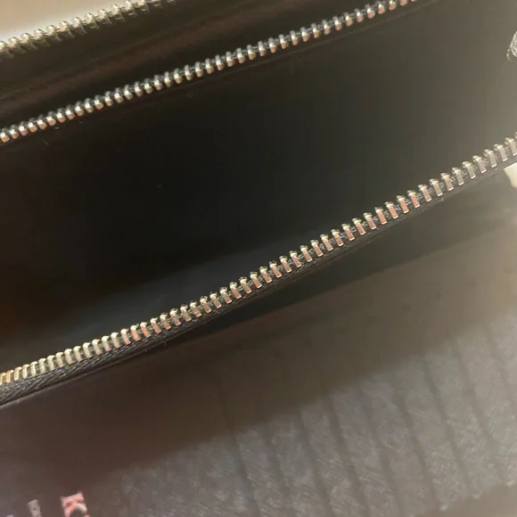 COPY - LOUIS VUITTON Graphite Vertical Zip Wallet - Picture 6 of 7